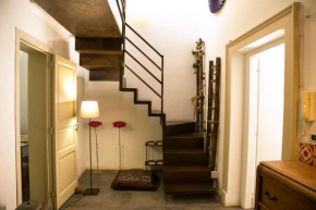 Гостиница SuittOm Apartment  Катания